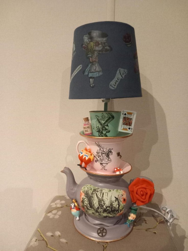 lamp-alice.jpg