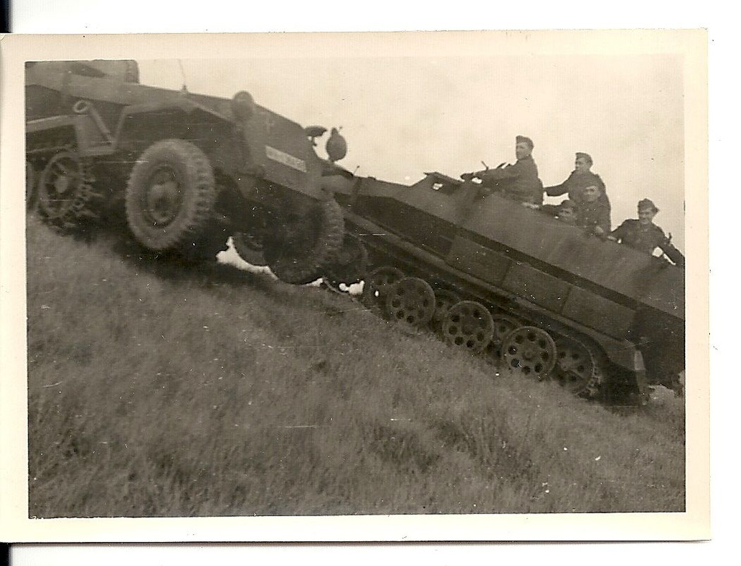 Orig.Foto Halbketten SdKfz Schützenpanzer Wehrma