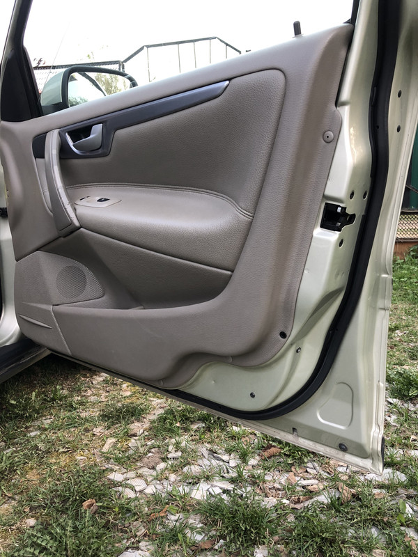 3754849A-3FEC-4029-8A91-3F9EF0D9ED9B