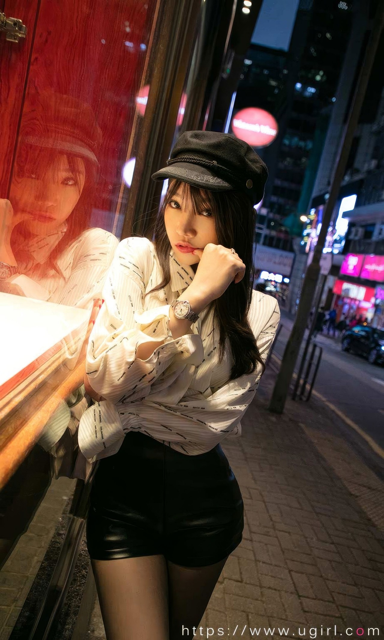 芝芝booty 你出现的街角图集，都市女孩的潮流穿搭公式插图2