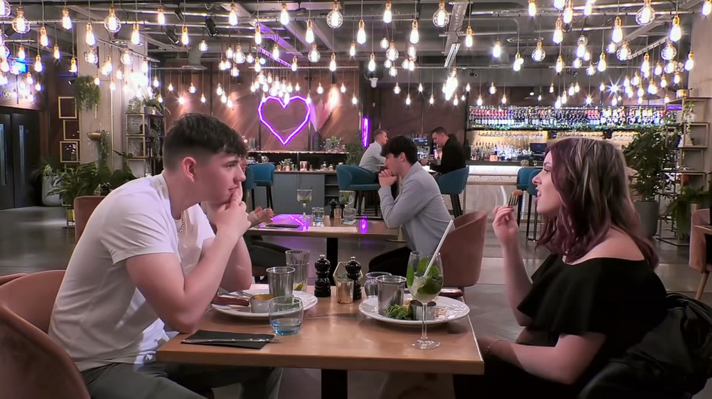 [Image: lkq26cg2s2oe.png]