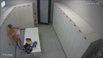 [Image: Voyeur25005103728.jpg]