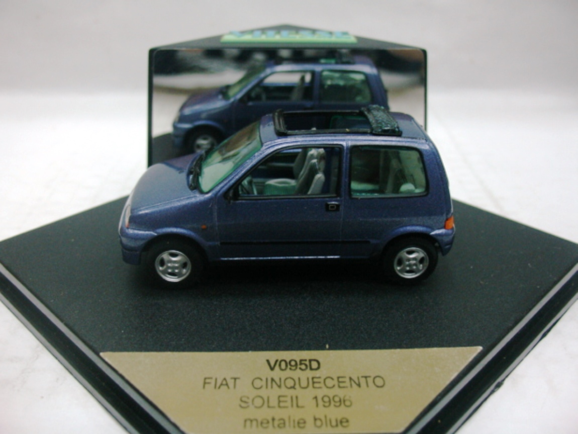 FIAT 500 L 1/43スケール ミニカー 【VITESSE