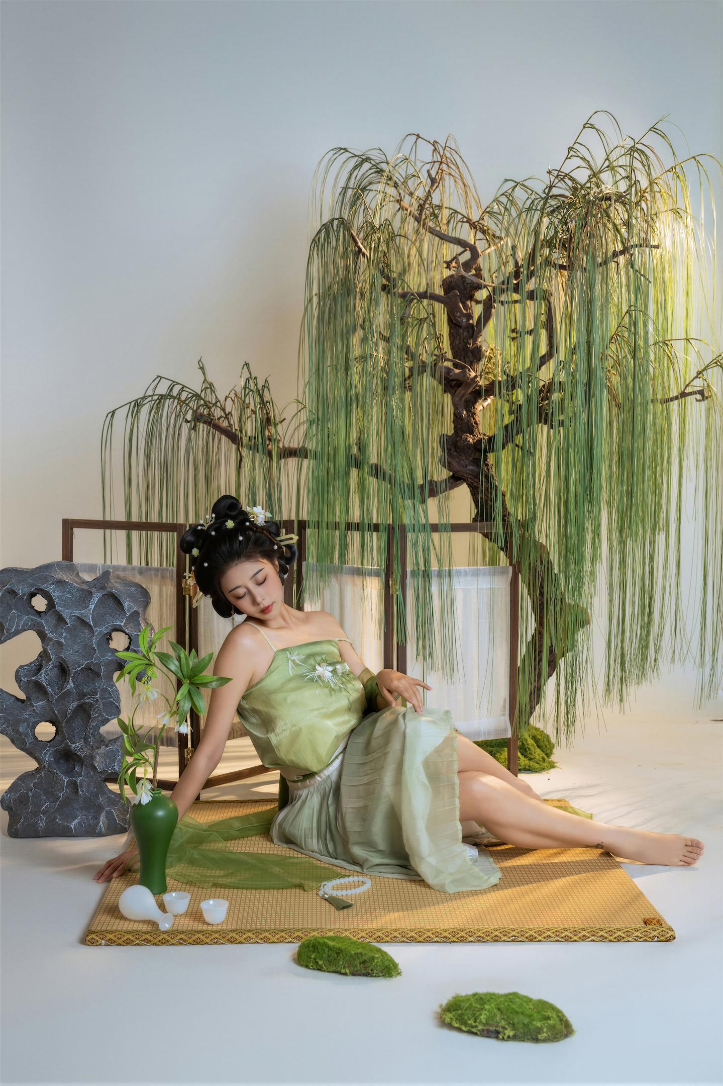 奈汐酱nice NO.030 拾翠 14