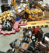 XM-Studios-Grimlock-Statue-12