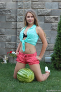 Marvel-Charm-Hanna-Watermelon-109