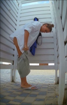 [Image: Voyeur1565123725.jpg]