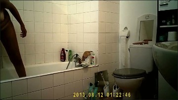 [Image: Voyeur61475113642.jpg]