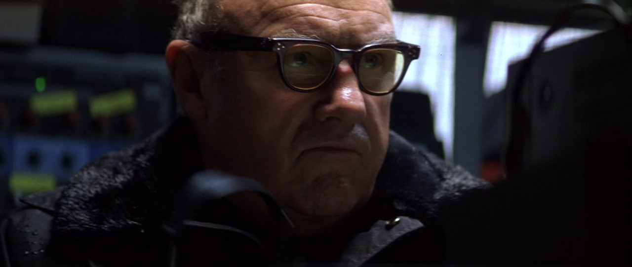 Enemy of the State (1998).mkv_snapshot_01.59.37_[2018.01.27_00.1