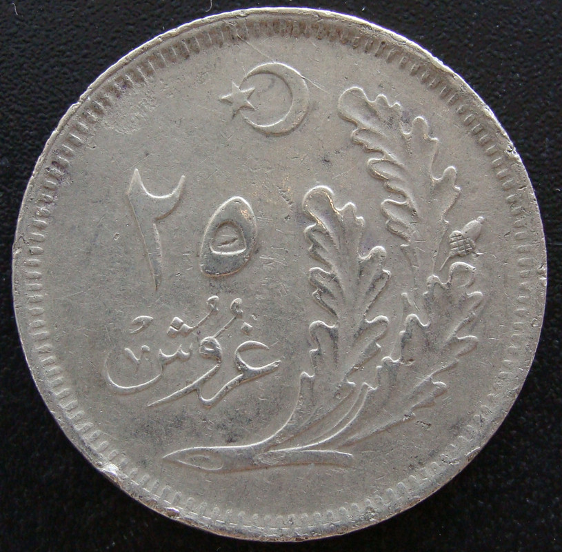 Entre Guerra y Guerra. 25 Kurus. Turquía (1922-23) TUR-25-Kurus-1923-rev