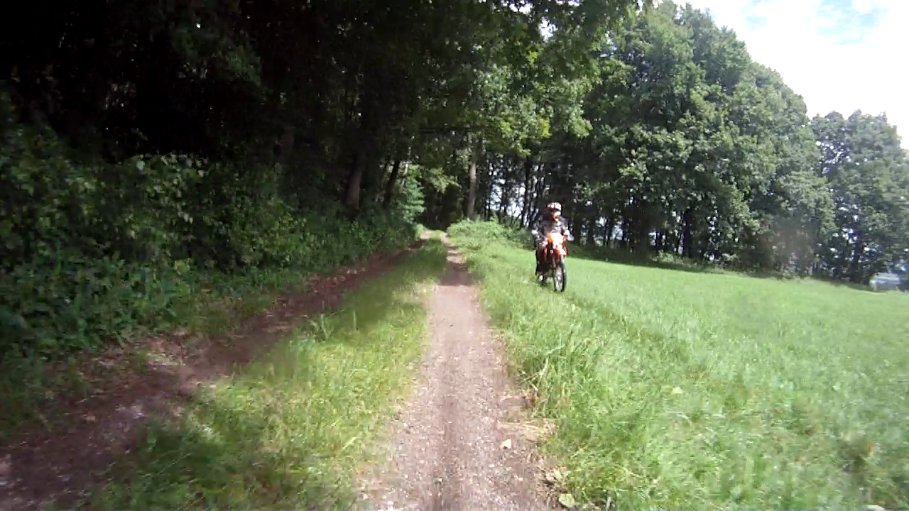 vlcsnap-2016-07-03-18h10m58s853