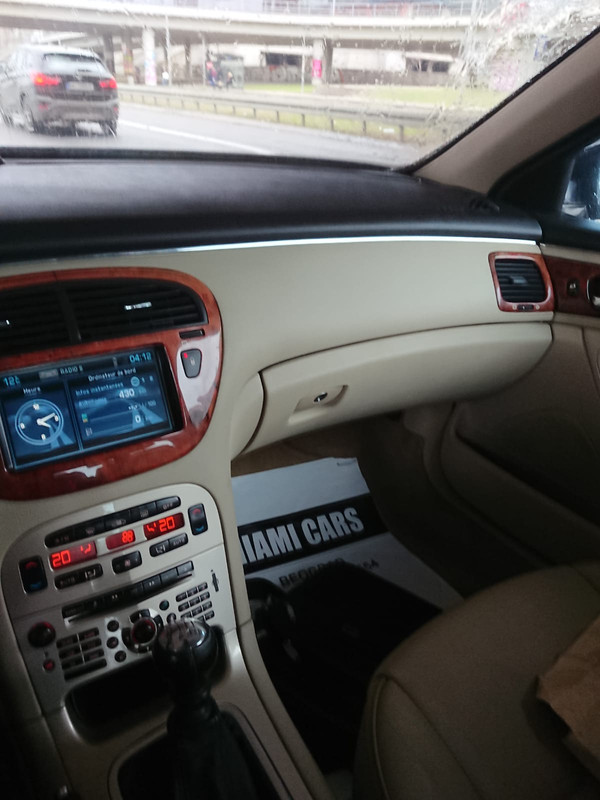 4DC97B48-C194-4D8B-AEAA-D85CAD651C8E