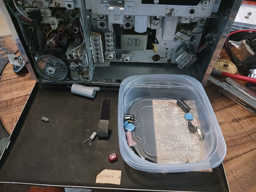 16616296904766425110281537266289