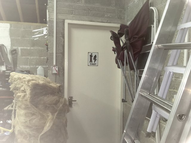 3F3E6137-4842-48B0-A897-40C4265EF8DB