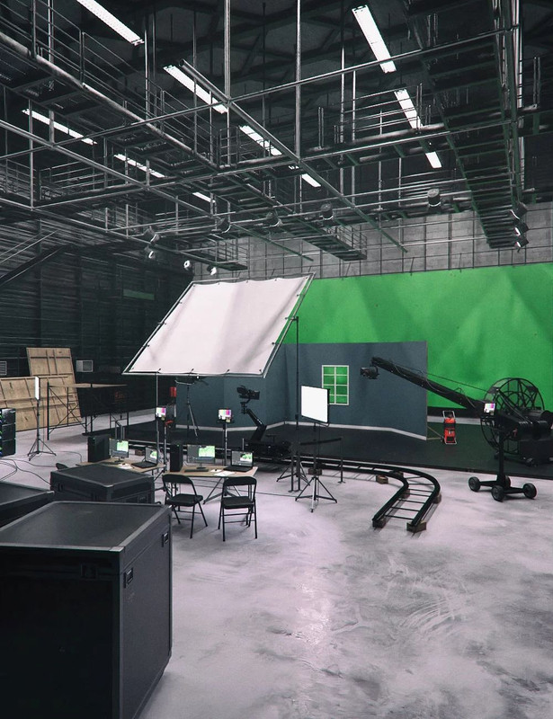 Behind The Scenes - Studio Building + Props and Decor