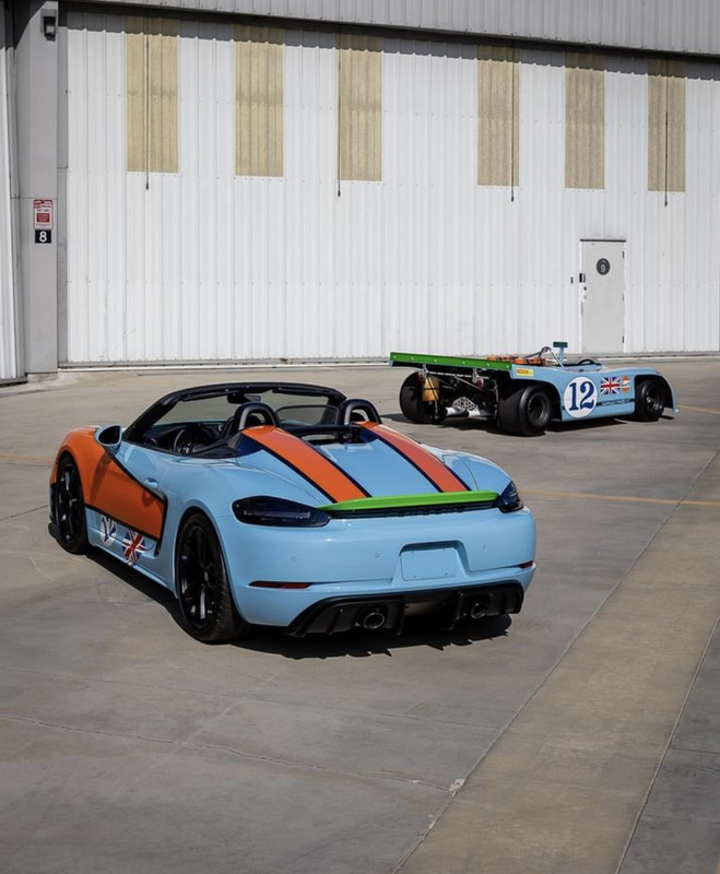 76D215CC-D7BD-4714-B2FC-5A4B7780C424