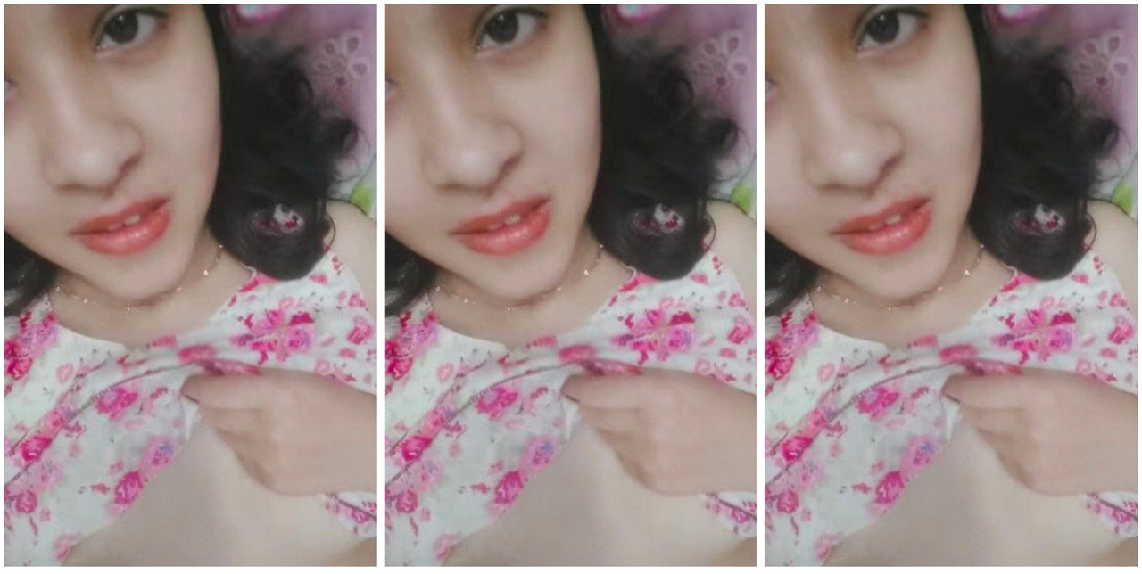 Desi girl Flashing her boobs and taking bath nude