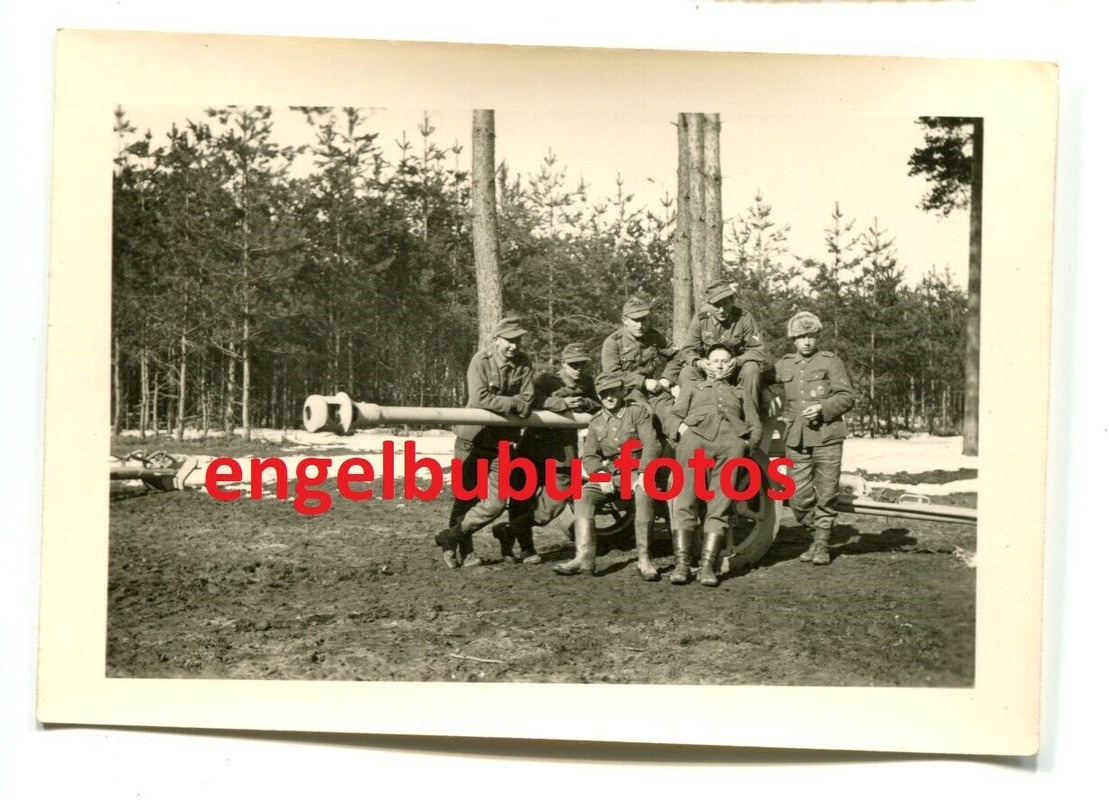 FOTO - Einsatz  combat - Heer - Ostfront 194344 - Geschütz