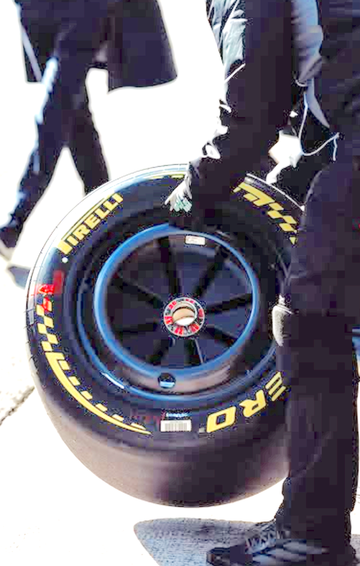 Audi R26 - Page 11 - F1technical.net