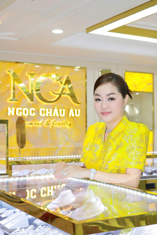 Nga Ngọc châu Âu Luxury