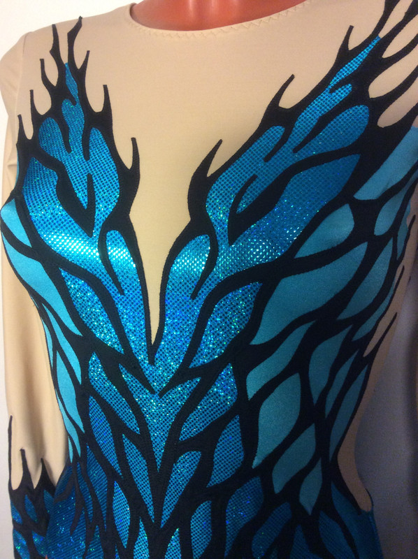 6153F870-16D5-439A-95B8-B4F5C3CC446E