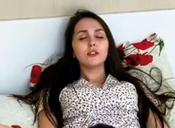 desi girl boyfriend licking her pussy