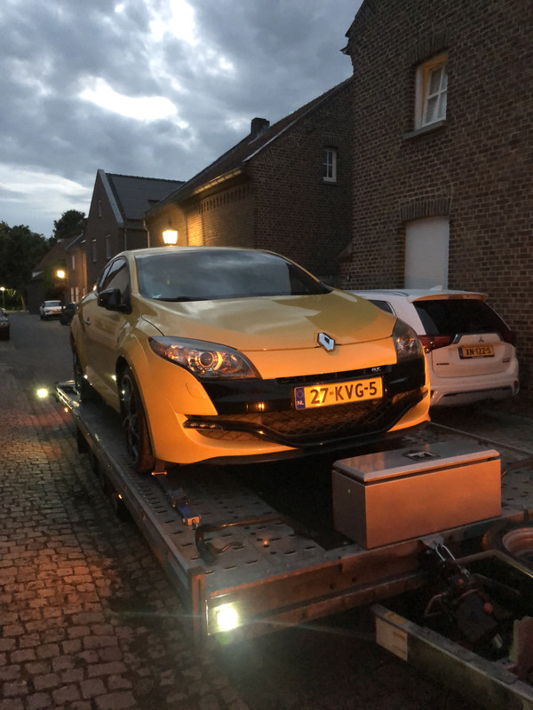 78B2B58D-D813-4A7D-B2AB-E38C21CB965B