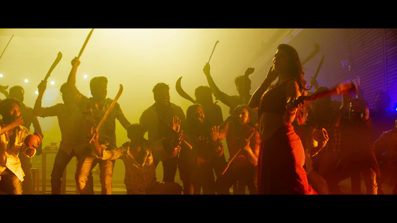 vlcsnap 2025 11 25 23h24m00s451