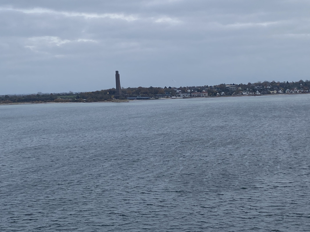 F965A96A-2DD0-44C6-B153-93EDEB4C692F