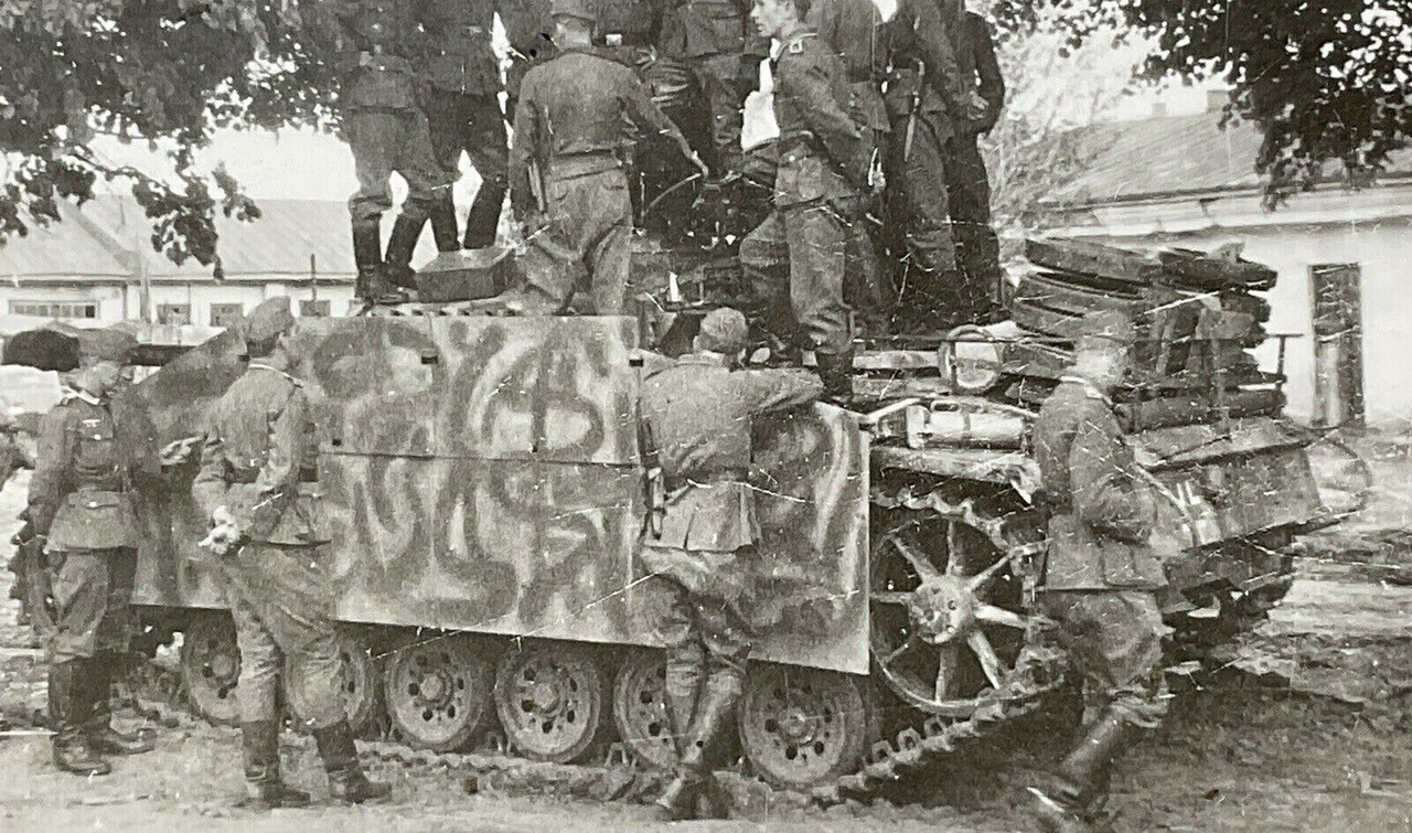 Foto-Photo Stug IV Sturmgeschütz Wehrmacht mit Schürze und Tarnung ORIGINAL (1)
