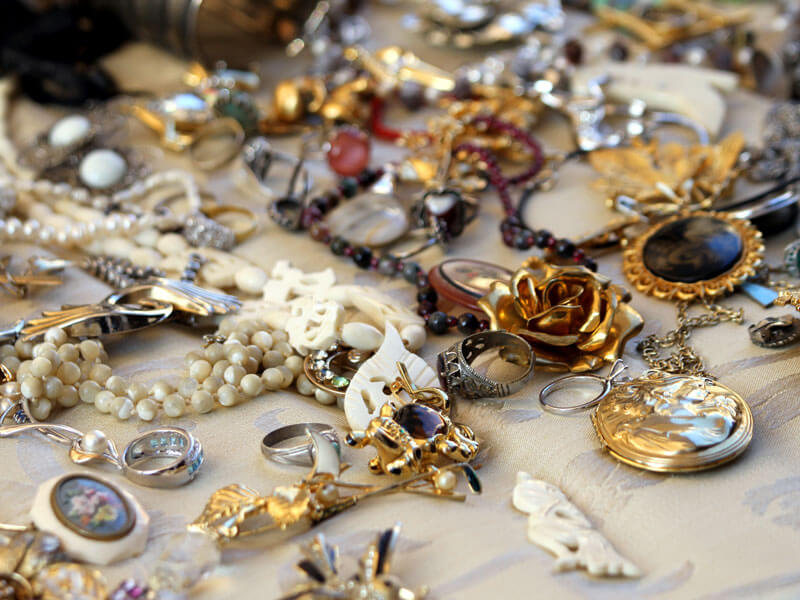 Vintage Jewellery