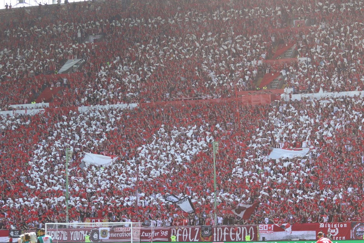 1-fc-kaiserslautern-fortuna-duesseldorf-2-bundesliga-2022-2023-9