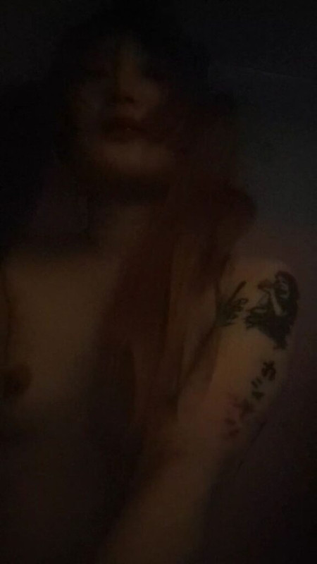 유튜버-카시아-17질내사정.mp4_000079512-576x1024