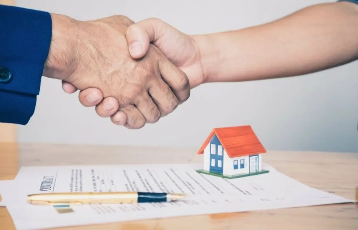 Work With a Trusted Real Estate Agent