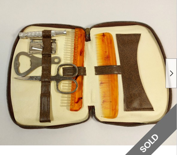 Vintage_Mens_Travel_Grooming_Set.jpg