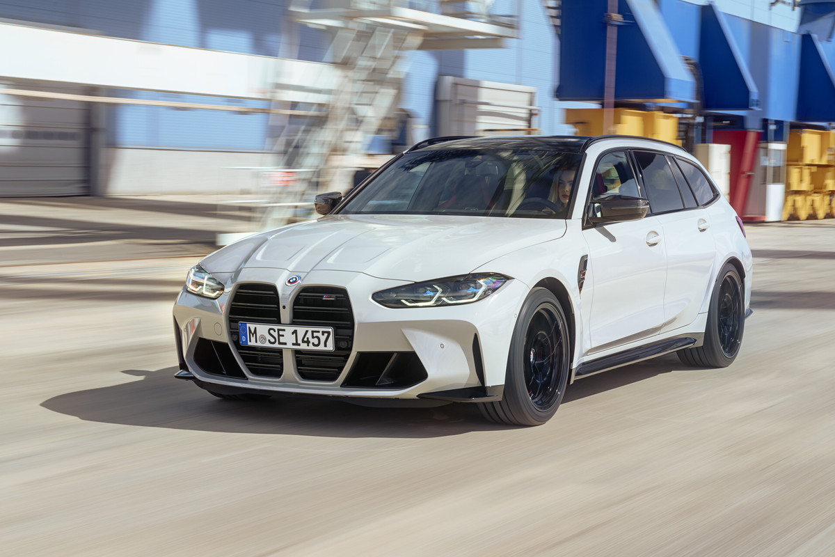 P90468110_highRes_the-first-ever-bmw-m