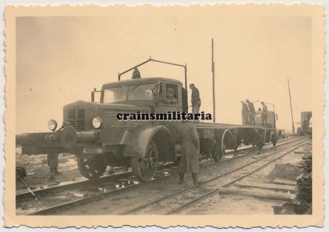 Orig. Foto Büssing-NAG 500 Schienen Eisenbahn Lkw b. Bau Brücke 