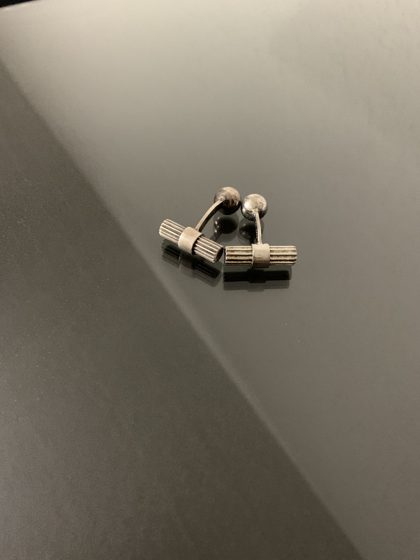 329E36A3-E01D-483B-897D-D51AAB852C37