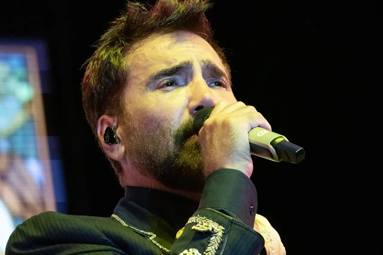 Alejandro Fernández 5