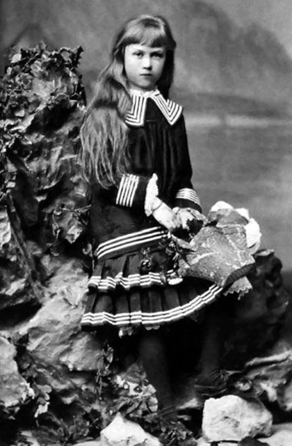 Kollontai-child.jpg