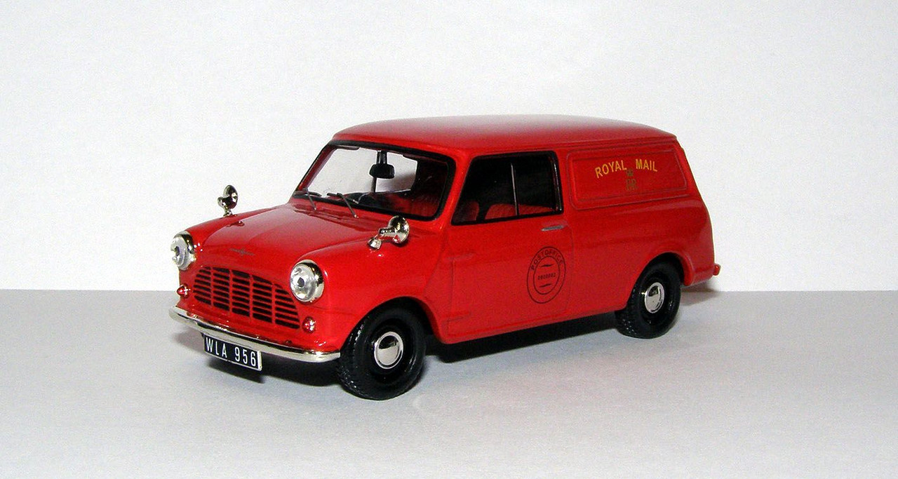 1960 Morris Mini Van 5 cwt Mk.I (ADO15) Royal Mail (IXO Models CLC108) 1