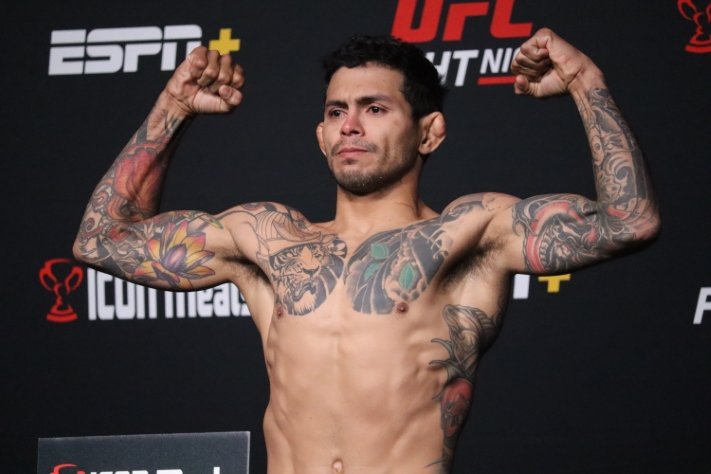 Диего Ферейра отпадна от UFC 277 заради контузия