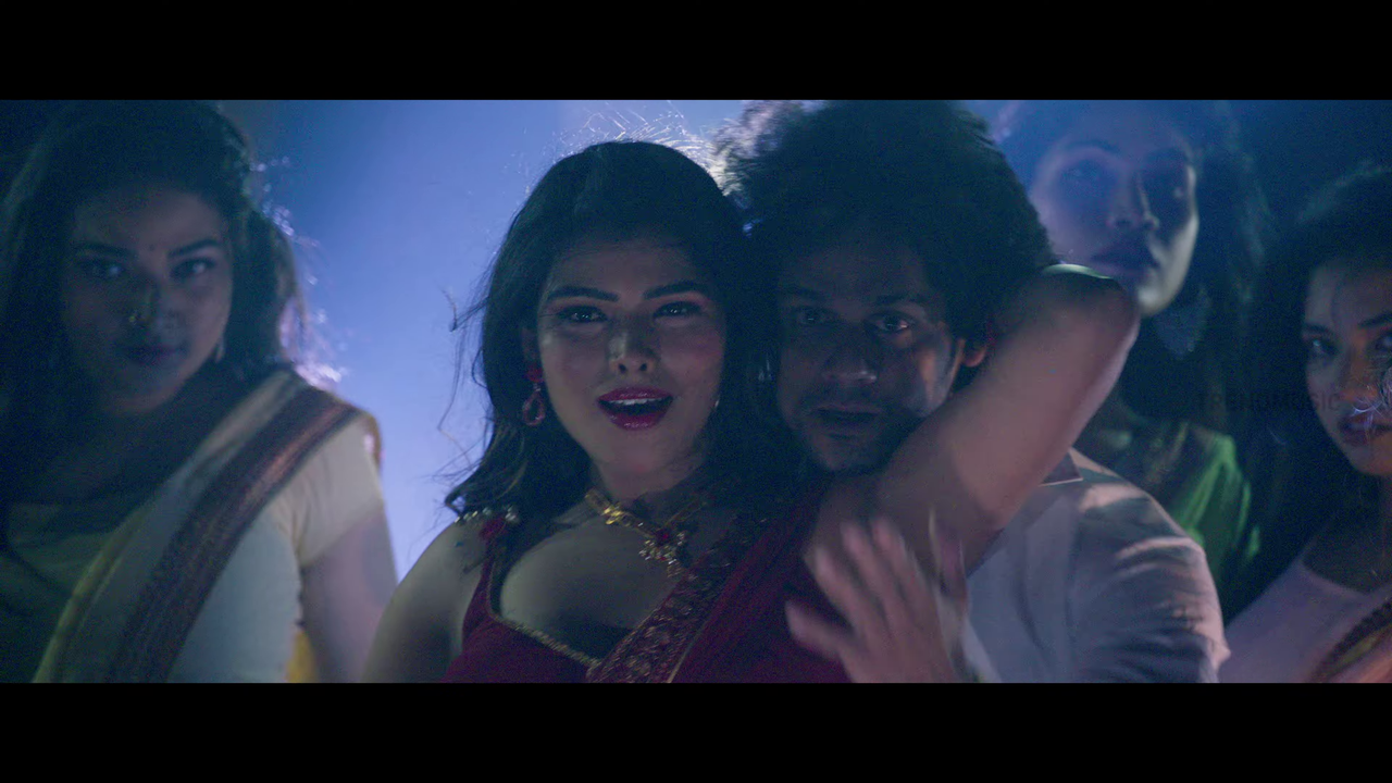 vlcsnap 2025 11 25 23h31m47s312