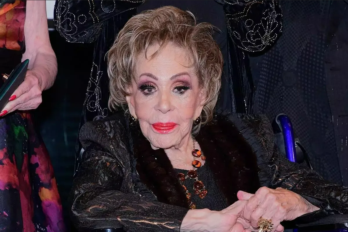 Tras 10 días en terapia intensiva, confirman que Silvia Pinal ya está en su casa