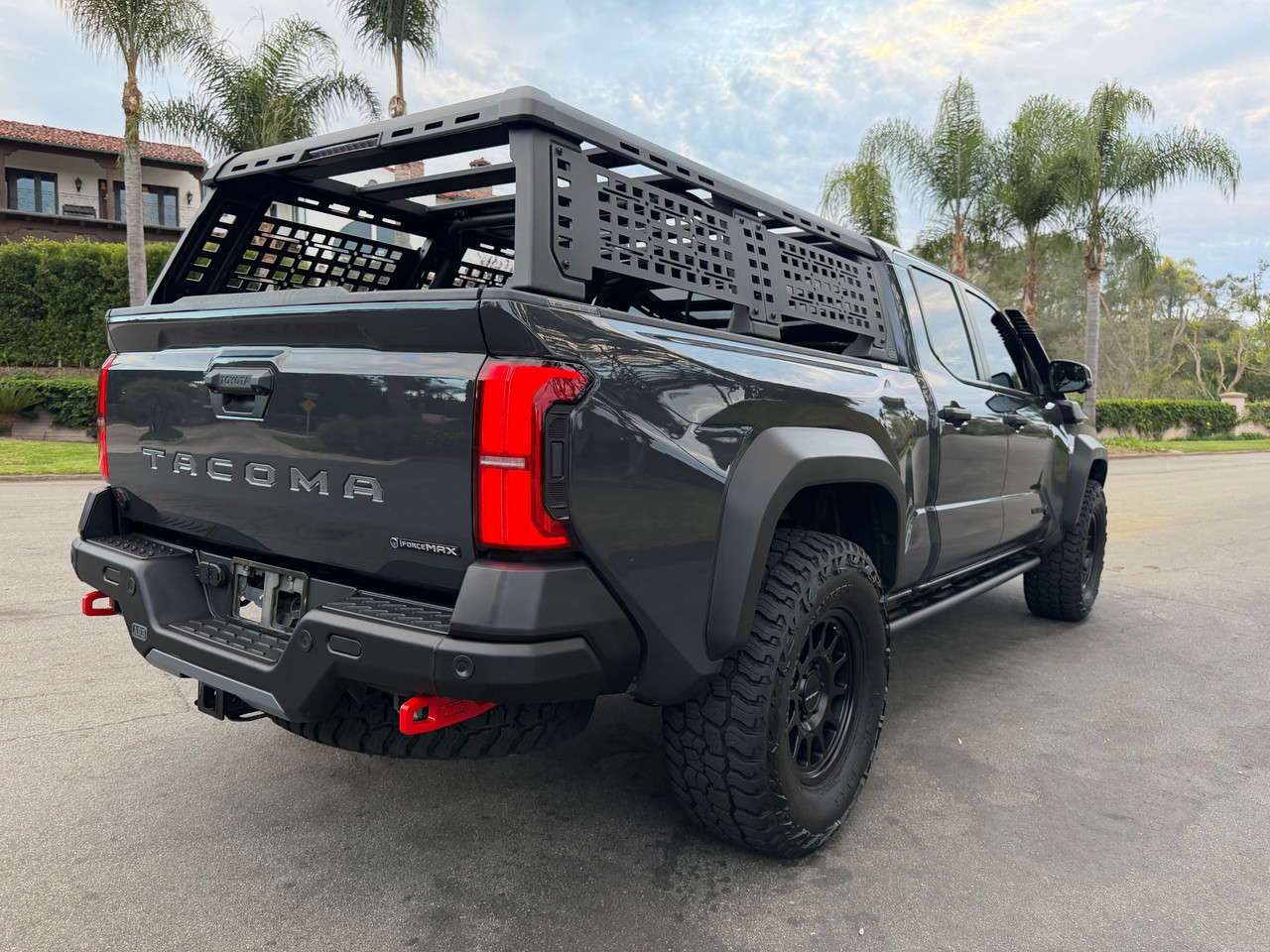 Vehicle thumbnail 5