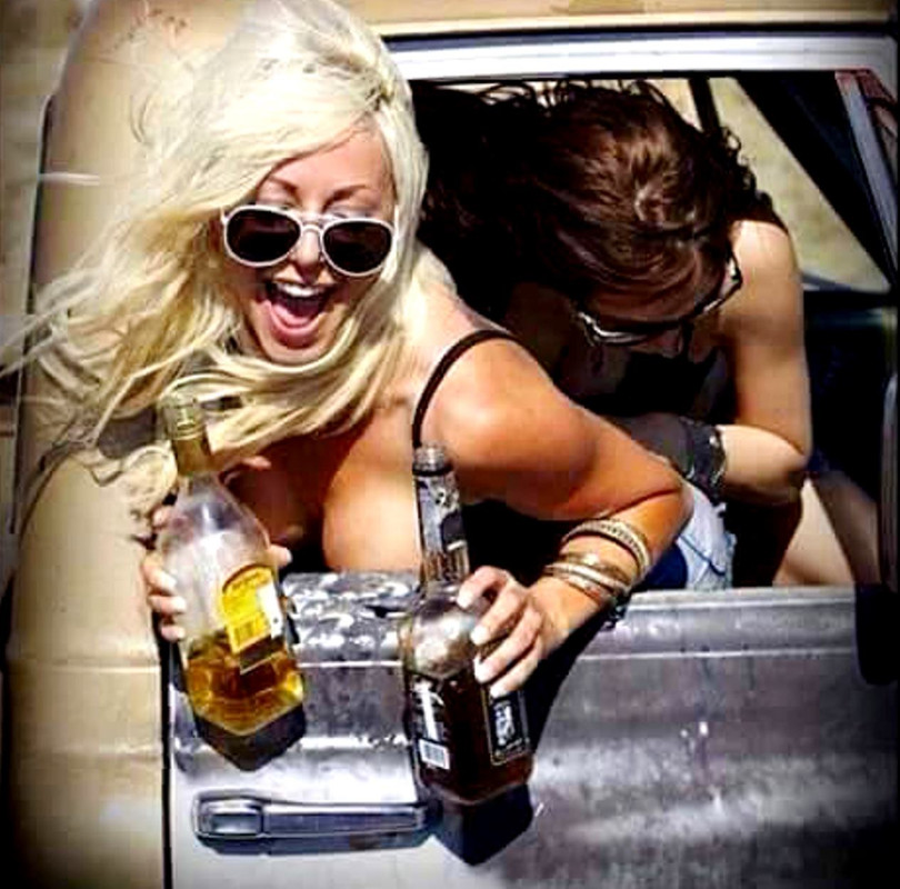 323017704_889666115550541_74687305411982172_n