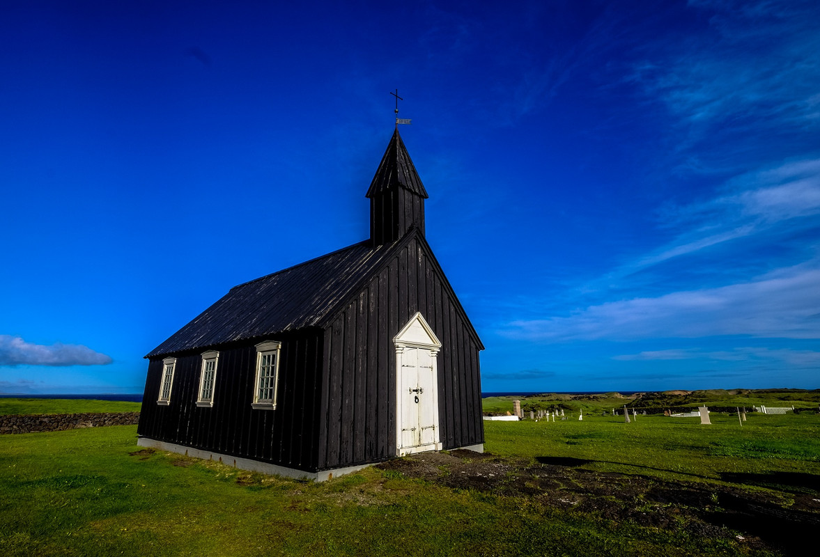 blacknwhitesolochurch.jpg