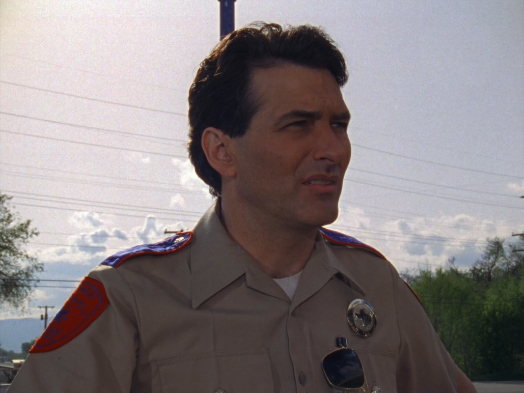 L.Ombra.dello.Scorpione.1994.1x01.La.peste.ITA.ENG.1080p.BluRay.x264-Morpheus.mkv_snapshot_00.14.58_