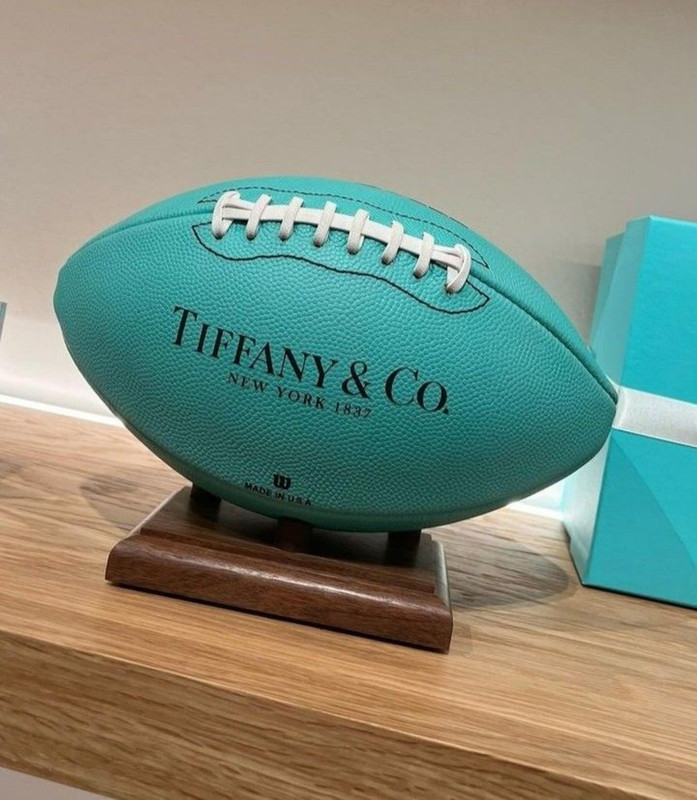 turq-tiffany-ball.jpg