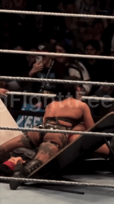 ezgif-5b8c50870efd9c.gif